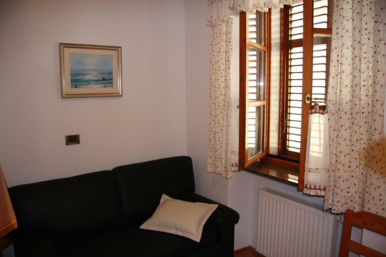 Cozy Apartments Buket In The Center Izola Dış mekan fotoğraf
